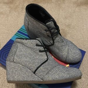 Toms sparkly gray wedge booties